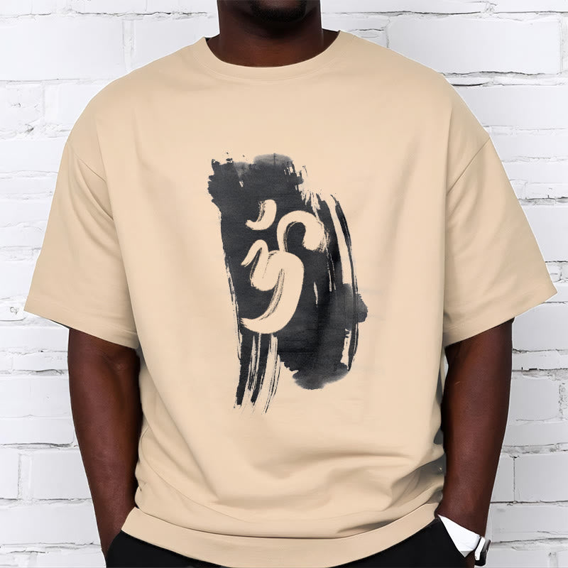 Camiseta de algodón con fondo de tinta OM y Buddha Stones - image 13