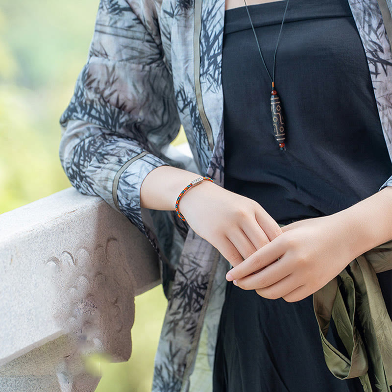 Pulsera de la suerte de plata de ley 925 con seis palabras verdaderas y hilo rojo y hilo negro de Buddha Stones - image 9