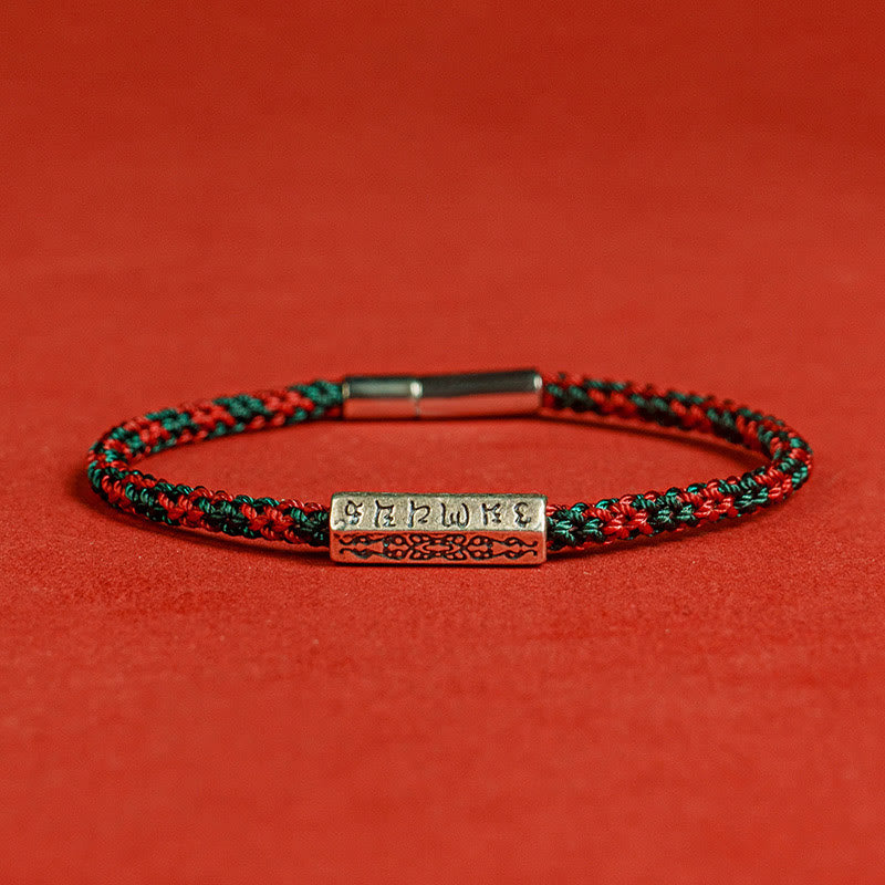 Pulsera de la suerte de plata de ley 925 con seis palabras verdaderas y hilo rojo y hilo negro de Buddha Stones - Rojo Verde - 19 centímetros - image 1