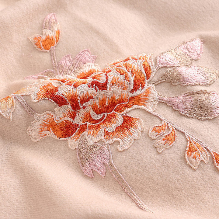 Chal de lana con Buddha Stones y flores rojas bordadas con borlas, bufanda de viaje acogedora para el invierno