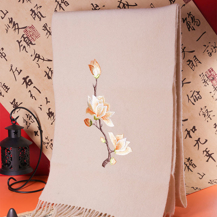 Bufanda de viaje acogedora de invierno con borlas bordadas con magnolias y chal de lana con Buddha Stones
