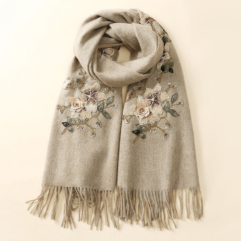 Chal de lana con Buddha Stones y borlas bordadas con flores blancas y naranjas, bufanda de viaje acogedora para el invierno - image 10