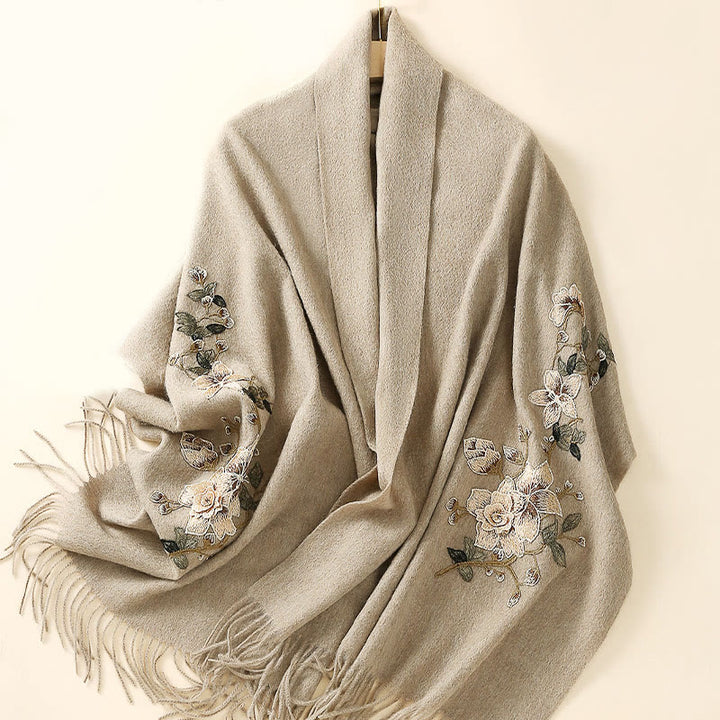 Chal de lana con Buddha Stones y borlas bordadas con flores blancas y naranjas, bufanda de viaje acogedora para el invierno