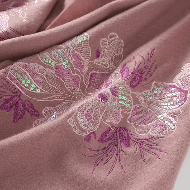 Chal de lana con Buddha Stones y flores bordadas con lentejuelas y borlas, bufanda de viaje acogedora para el invierno