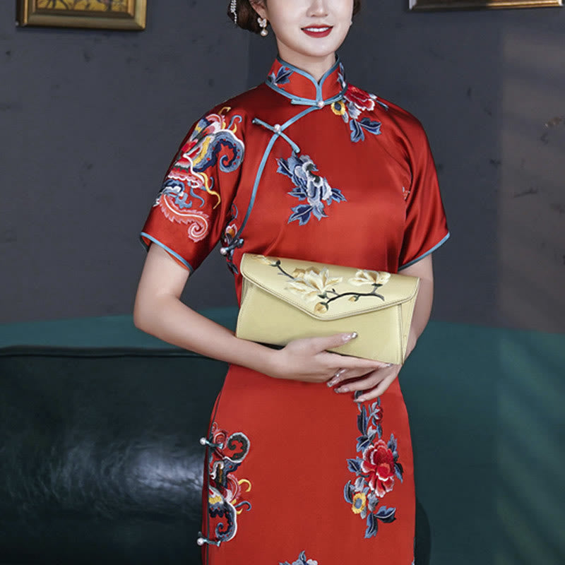 Bolso de mano con bordado de magnolia y Buddha Stones para bodas