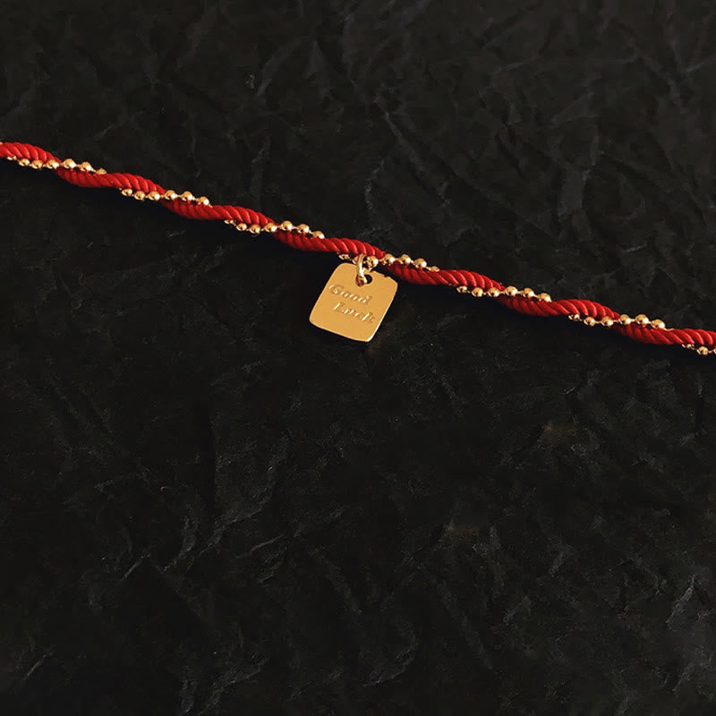 Pulsera de cobre bañada en oro con hilo rojo y Buddha Stones para la buena suerte y la fuerza