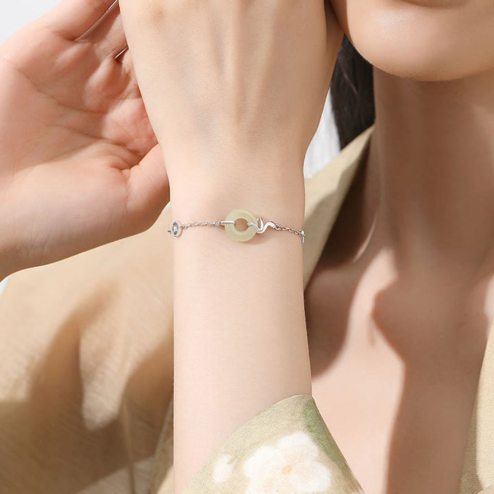 Pulsera de la suerte del año de la serpiente con hebilla de paz de jade hetiano y Buddha Stones en plata de ley 925