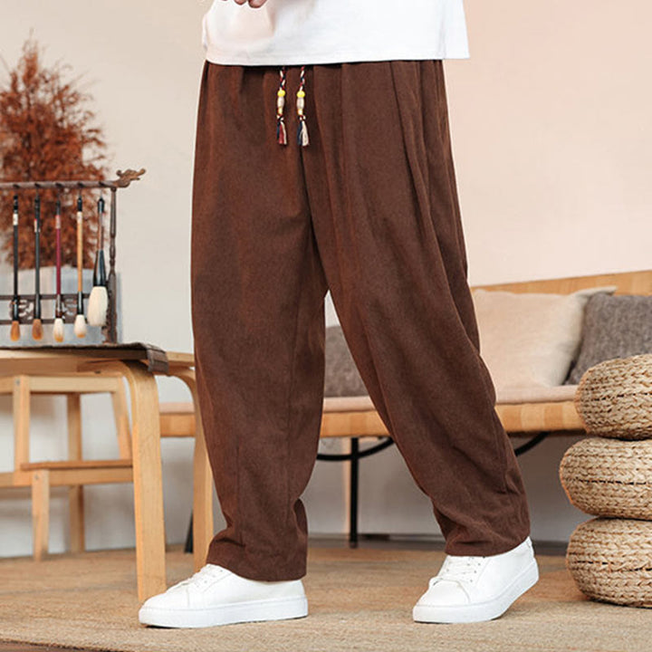 Pantalones de pana con cordón y bolsillos para hombre, color liso, otoño e invierno, de Buddha Stones - Tierra de siena - US/UK/AU46, EU56 (5XL) - image 23