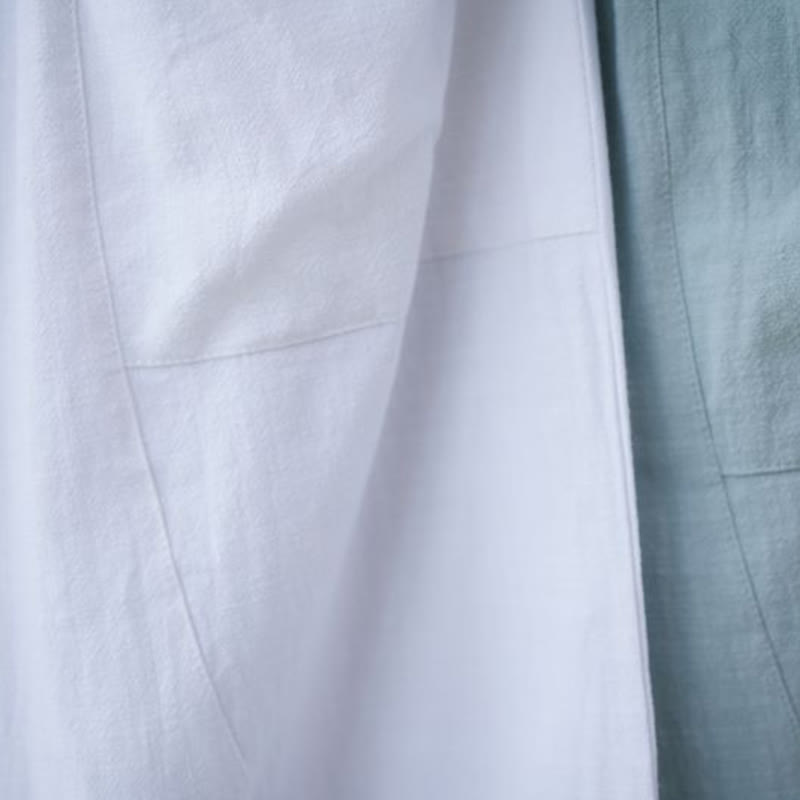 Pantalones harén de lino y algodón con ramio de color liso con cintura elástica y bolsillos para hombre de Buddha Stones