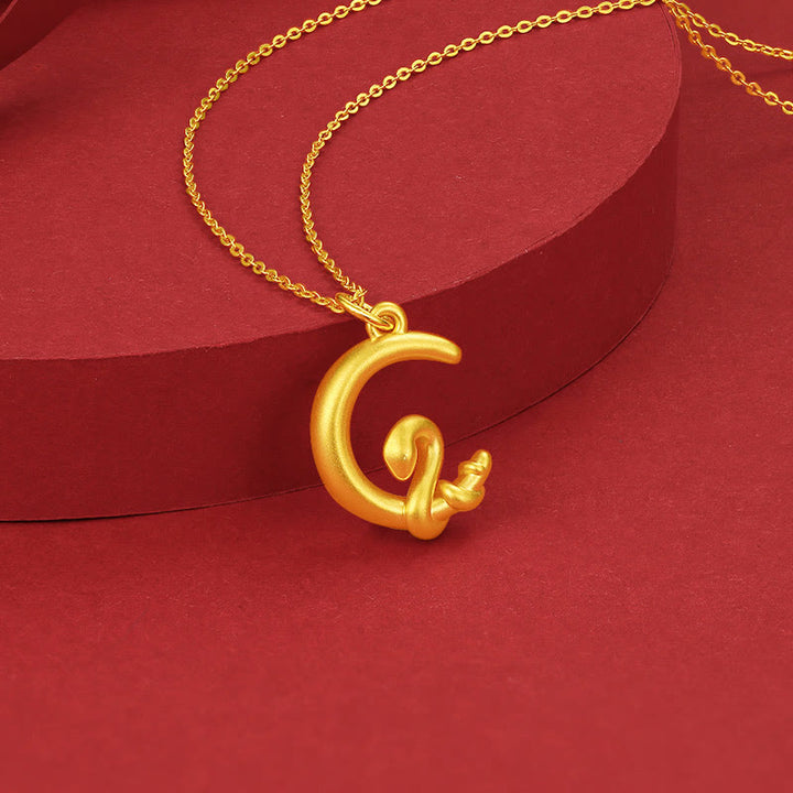 Collar con colgante de la suerte del año de la serpiente con Buddha Stones en oro 999