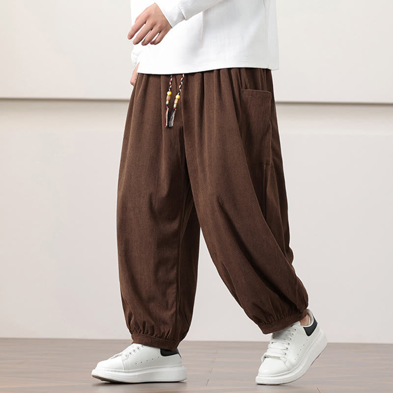 Pantalones harén de pana con cordón y bolsillos de color liso para hombre con Buddha Stones - Marrón silla de montar - US/UK/AU46, EU56 (5XL) - image 36