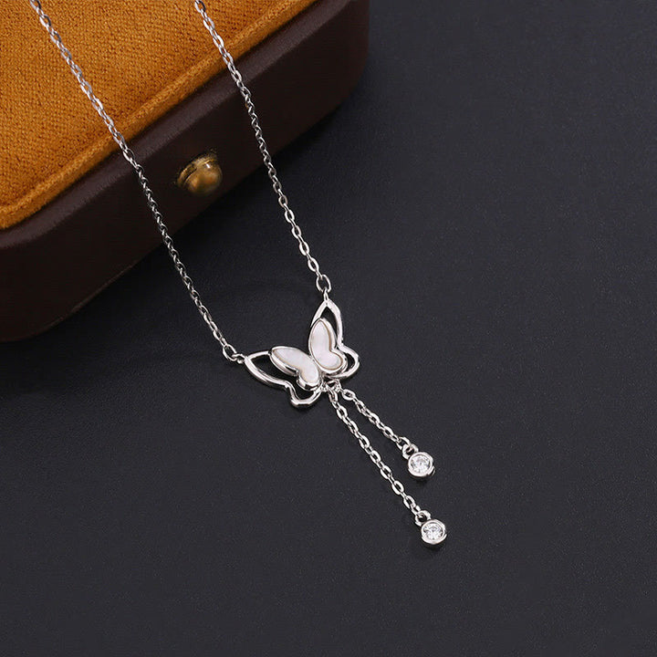 Collar con colgante de mariposa y piedra Tridacna de plata de ley 999 con Buddha Stones - image 2