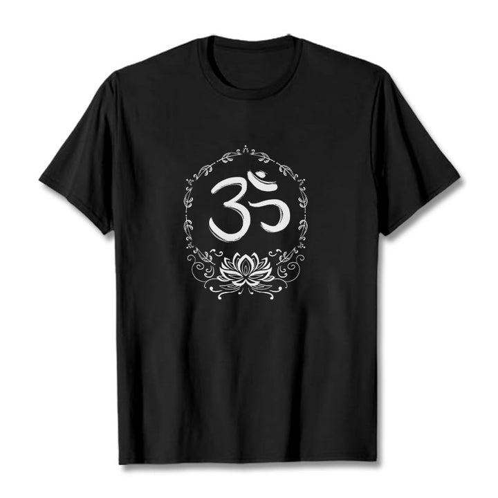 Camiseta de algodón con dibujo de loto OM de Buddha Stones - Negro - 2XL - image 0