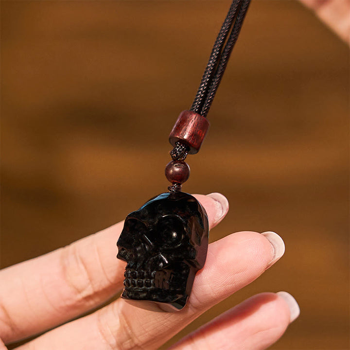 Collar con colgante de esqueleto Shmashana con cuerda de obsidiana negra y Buddha Stones