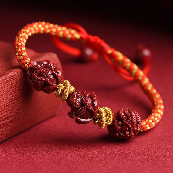 Pulsera de la suerte trenzada con hilo rojo del zodíaco chino hecha a mano con Buddha Stones y cinabrio