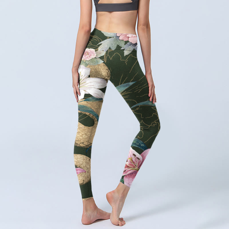 Leggings de yoga para mujer con estampado de flores de peonía, lirio, serpiente y piedras de Buddha Stones, color verde y dorado - image 4
