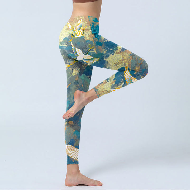 Leggings de yoga para mujer con estampado de grulla de corona roja, pino y piedras de Buddha Stones en azul - image 4