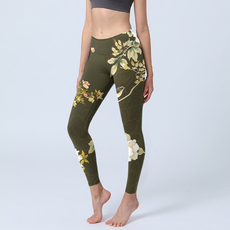 Leggings de yoga para mujer con estampado de flores de magnolia negras y Buddha Stones - Negro - US18，UK/AU22，EU50 (4XL) - image 1