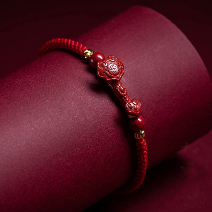 Pulsera trenzada de hilo rojo con bendición de PiXiu y mango de ruyi de cinabrio hecha a mano con Buddha Stones