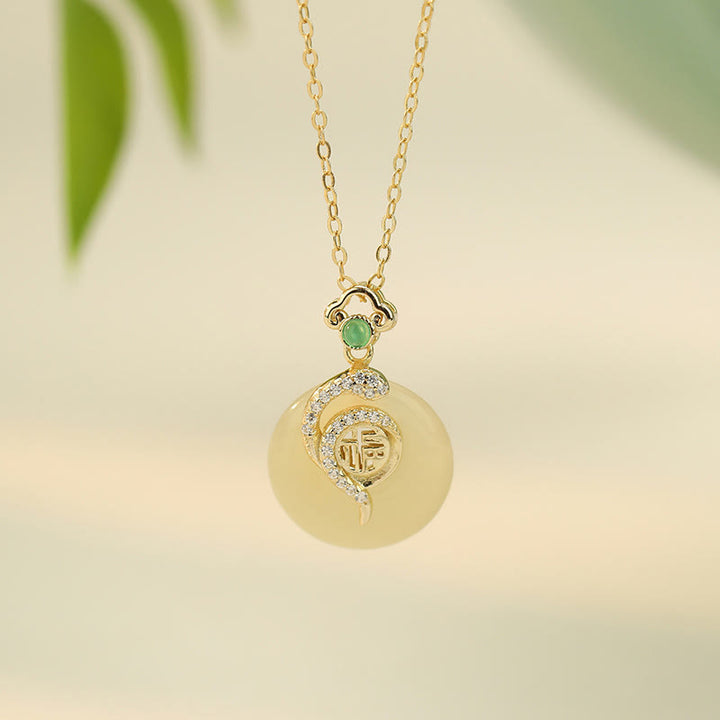 Collar con colgante de plata de ley 925 con Buddha Stones y hebilla de paz de jade hetiano con carácter Fu del año de la serpiente