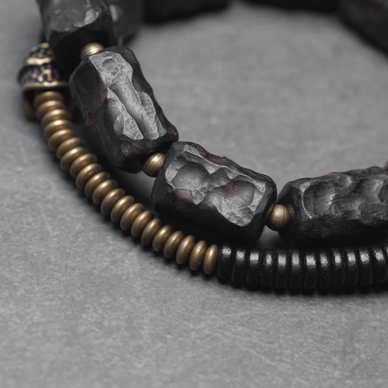 Pulsera de doble vuelta con Buddha Stones, madera de ébano, cobre, latón y ágata roja