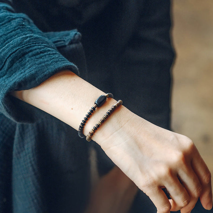 Pulsera de doble vuelta con Buddha Stones, madera de ébano, sándalo verde, cobre y latón