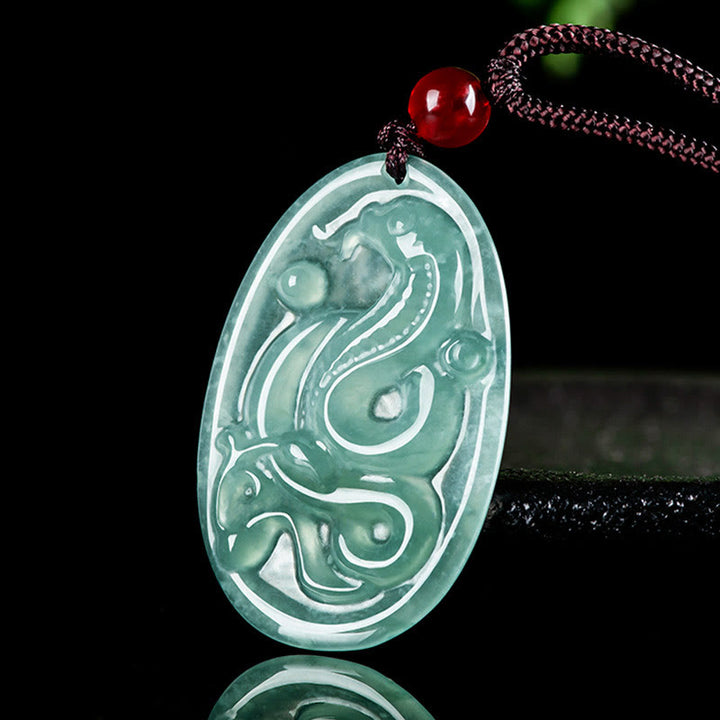 Collar con colgante de jade natural y Buddha Stones con forma ovalada para el año de la serpiente