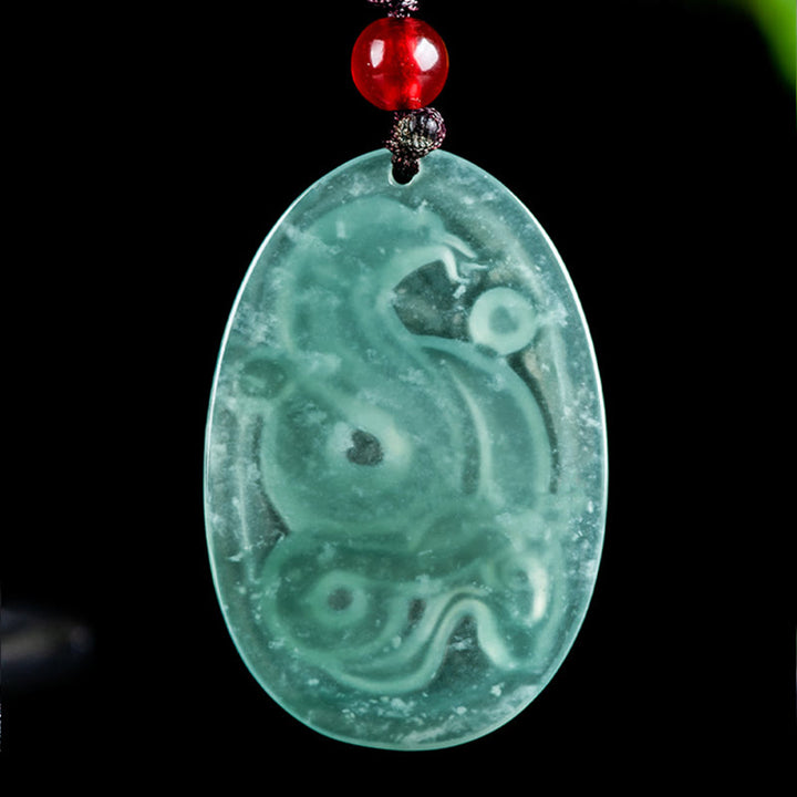 Collar con colgante de jade natural y Buddha Stones con forma ovalada para el año de la serpiente