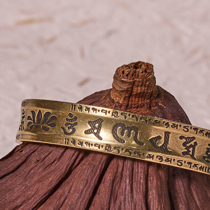 Brazalete de cobre y Buddha Stones , Sutra del corazón, Om Mani Padme Hum, piedra de loto