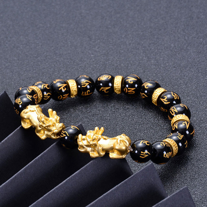 Pulsera de fuerza Om Mani Padme Hum con dos PiXiu de aleación dorada y Buddha Stones, obsidiana negra y ónix negro