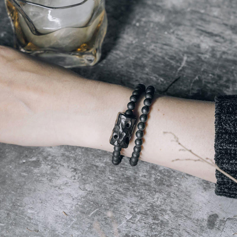 Pulsera protectora de doble vuelta con ónix negro y ébano con superficie de corte esmerilado y Buddha Stones