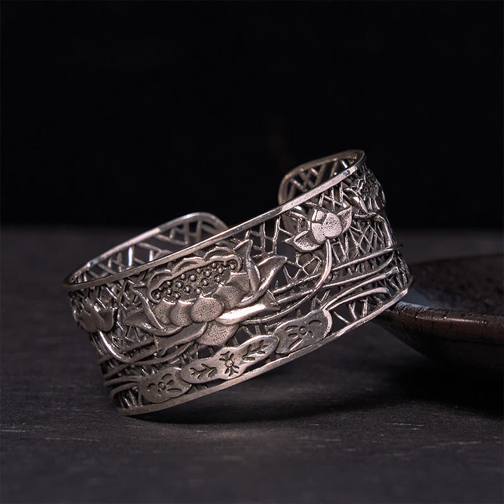 Pulsera de cobre bañada en plata con Buddha Stones, loto hueco, curación e iluminación