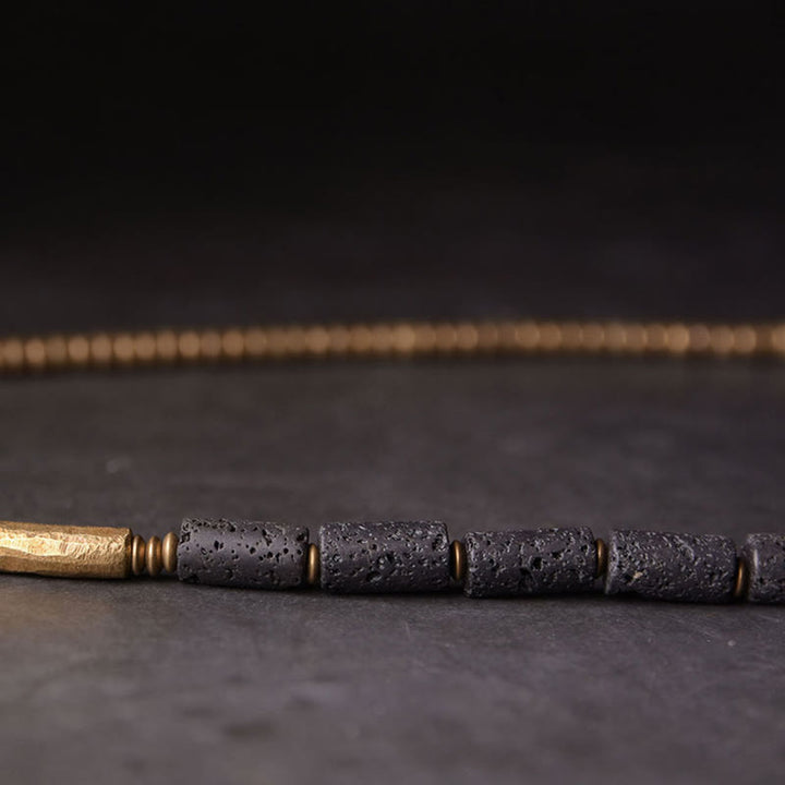 Pulsera envolvente de varias vueltas con piedra de lava vintage de Buddha Stones, cobre y latón