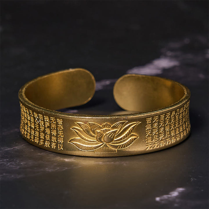 Brazalete de la paz de cobre y latón con sutra del corazón y flores de loto con Buddha Stones
