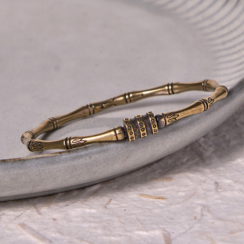 Pulsera de la paz de latón y cobre con flor de loto de bambú y Buddha Stones