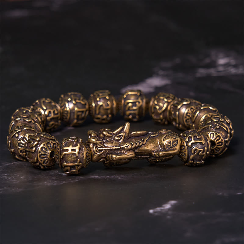 Pulsera de riqueza con cuentas de cobre y seis palabras verdaderas 'Om Mani Padme Hum' con Buddha Stones Pi Xiu y el carácter Fu