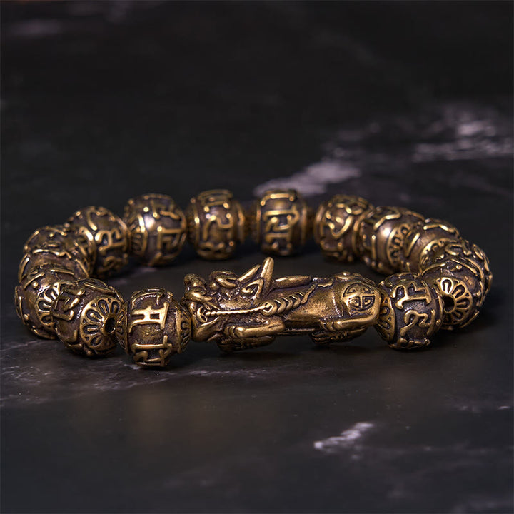 Pulsera de riqueza con cuentas de cobre y seis palabras verdaderas 'Om Mani Padme Hum' con Buddha Stones Pi Xiu y el carácter Fu