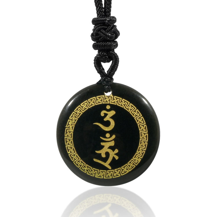 Colgante de collar con obsidiana negra con cristales naturales y mantra de protección Vajra con patrón de esvástica que rodea Buddha Stones