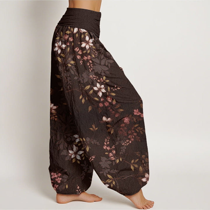 Pantalones harén con cintura elástica para mujer con pequeñas flores blancas y hojas verdes y piedras de Buddha Stones - image 10