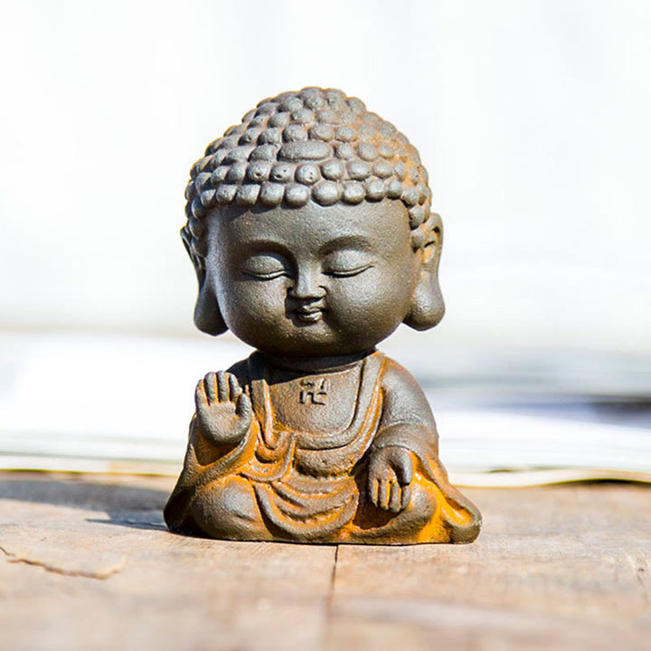 Estatua de resina fundida con óxido de hierro en polvo de Buddha Stones para decoración del hogar