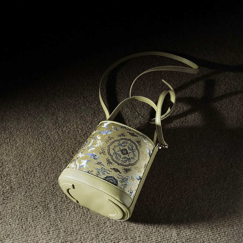 Bolso bandolera con brocado y diseño de ciervo, grulla y Buddha Stones