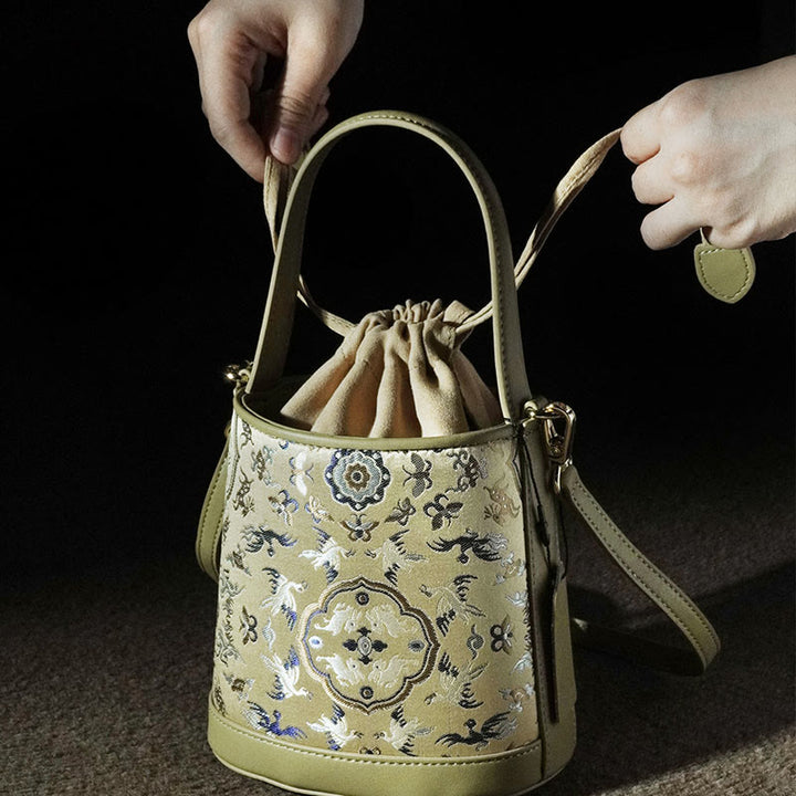 Bolso bandolera con brocado y diseño de ciervo, grulla y Buddha Stones