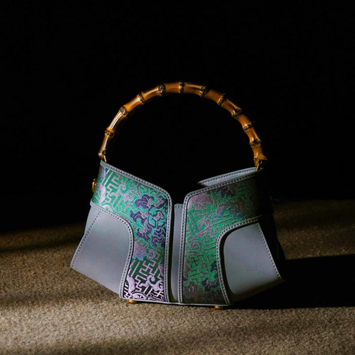 Bolso bandolera de seda Xiangyunsha con brocado Song y asa de bambú con Buddha Stones