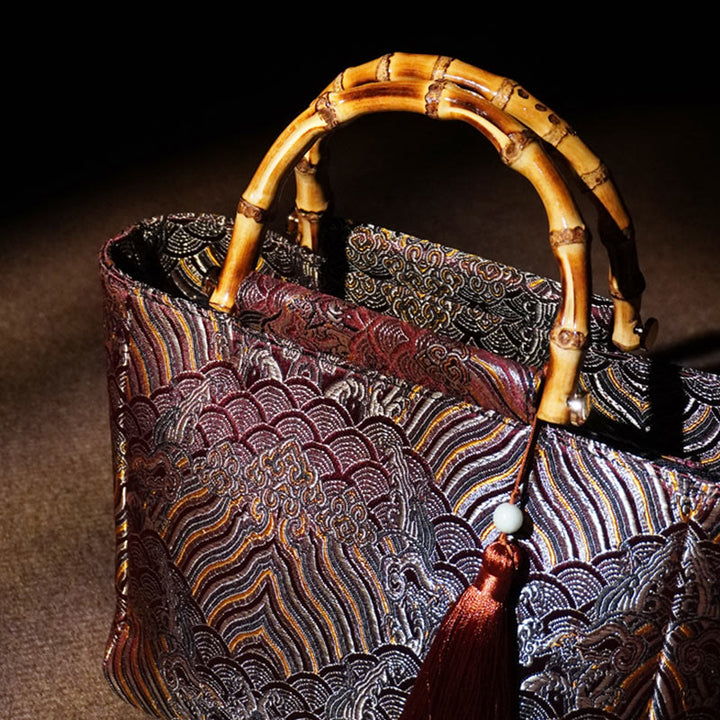 Bolsos colgantes con borlas y asas de bambú con diseño de olas de mar y montaña con Buddha Stones