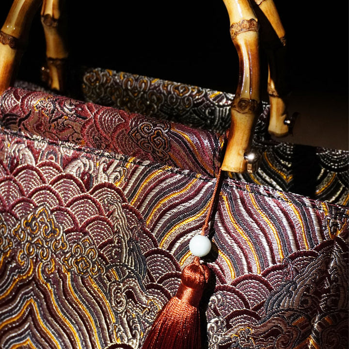 Bolsos colgantes con borlas y asas de bambú con diseño de olas de mar y montaña con Buddha Stones