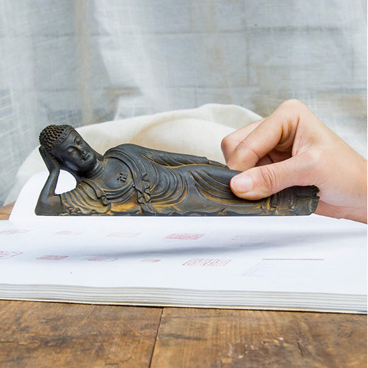 Estatua de resina fundida con óxido de hierro y polvo de Buddha Stones de Buda para decoración del hogar