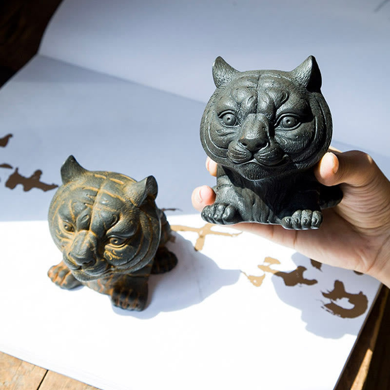 Estatua de resina fundida con óxido de hierro en polvo de tigre pequeña y encantadora hecha a mano con Buddha Stones para decoración del hogar - image 13