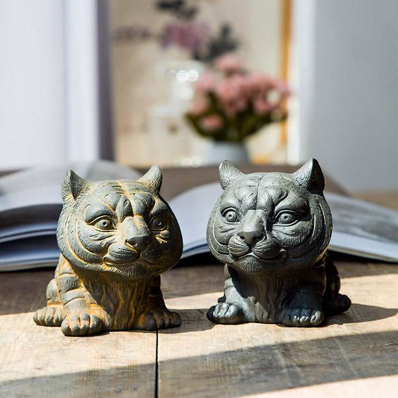 Estatua de resina fundida con óxido de hierro en polvo de tigre pequeña y encantadora hecha a mano con Buddha Stones para decoración del hogar - image 12