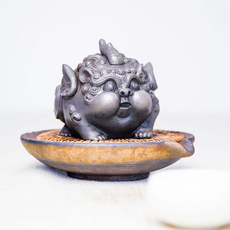 Estatua de resina fundida con óxido de hierro en polvo de PiXiu hecha a mano con Buddha Stones para decoración del hogar - image 15