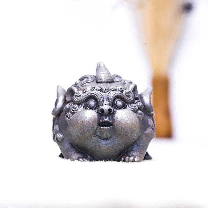 Estatua de resina fundida con óxido de hierro en polvo de PiXiu hecha a mano con Buddha Stones para decoración del hogar - image 23
